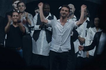 « Opéra de Paris : Roméo, Juliette, Thomas et les autres » Immersion dans l'univers de Thomas Jolly sur France 5 (vidéo)