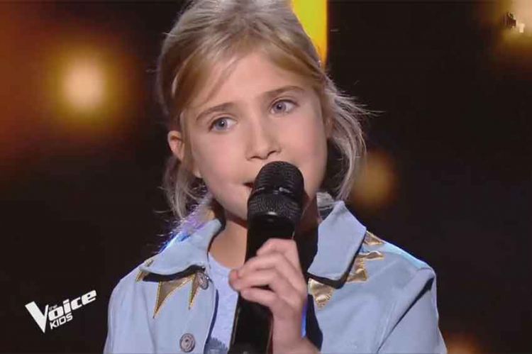 Replay “The Voice Kids” : Julia chante « Don’t rain on my parade » de Barbra Streisand (vidéo)