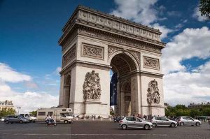 Paris : la face cachée des monuments dévoilée sur RMC Découverte le 15 janvier