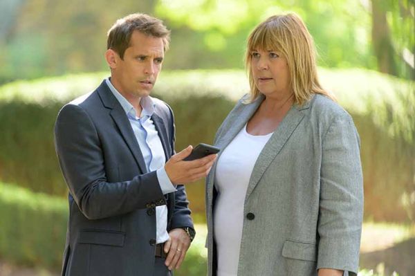 “La stagiaire” mardi 11 octobre 2022 sur France 3 : résumé des épisodes 5 &amp; 6 de la saison 7 diffusés cette semaine