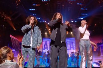 Replay "Star Academy" : Emma, Masséo et Hatik chantent "Angela" (vidéo)