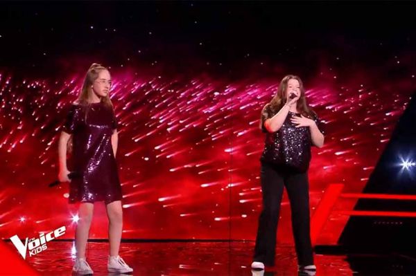 Replay “The Voice Kids” : Manon et Noelya chantent « Jusqu'au bout » d'Amel Bent &amp; Imen Es (vidéo)