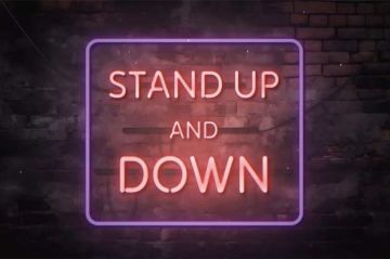 &quot;Stand up ans down&quot; : une exploration de l’arène de l’humour et du stand-up sur Culturebox vendredi 28 février 2025