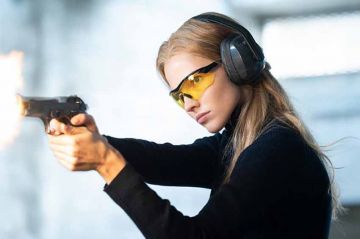 Le film &quot;Anna&quot; de Luc Besson rediffusé sur TF1 dimanche 8 décembre 2024 (vidéo)