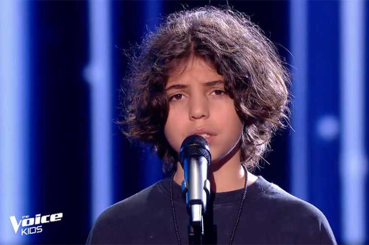 Replay "The Voice Kids" : Jude chante "Dis-moi que tu m'aimes" de Slimane (vidéo)