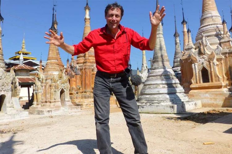 "J'irai dormir chez vous" en Birmanie vendredi 12 juillet 2024 sur RMC Découverte avec Antoine de Maximy