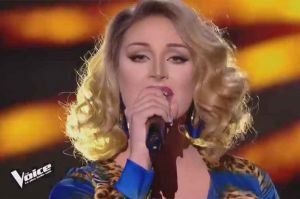 Replay “The Voice” : Léona Winter chante « La voix » de Malena Ernman (vidéo)