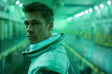 &quot;Ad Astra&quot; avec Brad Pitt et Tommy Lee Jones à revoir sur France 5 vendredi 9 mai 2025 (vidéo)