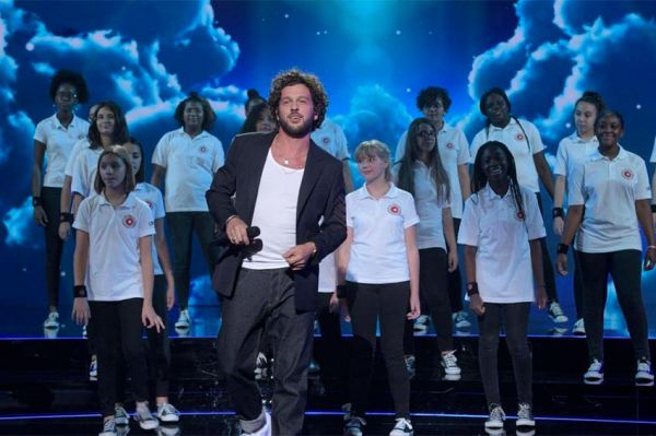 “300 Chœurs chantent les tubes d'un jour” sur France 3, vendredi 19 mars à 21:05