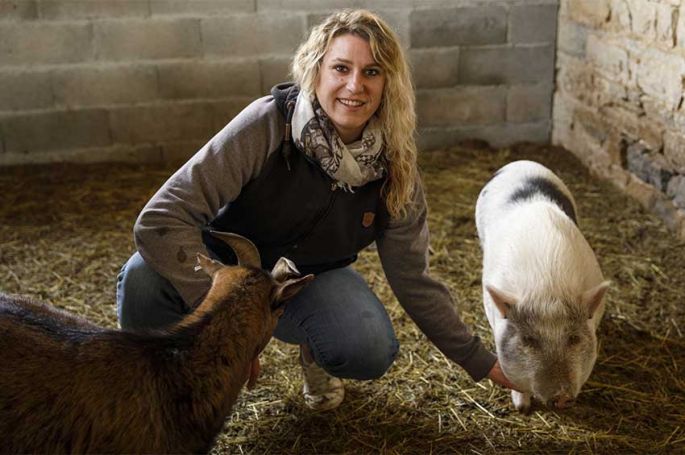 "L'amour est dans le pré" : découvrez Justine, agricultrice de la saison 21 sur M6