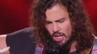 Replay “The Voice” : Jorge Sabelico chante « Personal Jesus » de Depeche Mode (vidéo)