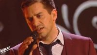 Replay “The Voice” : Edouard Edouard chante « Rester femme » d'Axel Red (vidéo)