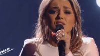 Replay “The Voice” : Yasmine Ammari chante « Historia de un amor » de Luz Casal (vidéo)