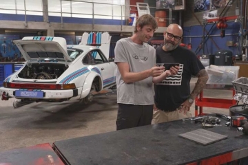 &quot;Wheeler Dealers France&quot; : restauration d'une Renault Safrane Biturbo sur RMC Découverte lundi 3 novembre 2025