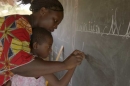 &quot;Être prof&quot; : de la Sibérie au Burkina Faso, l'histoire de trois enseignantes sur France 4 jeudi 4 septembre 2025